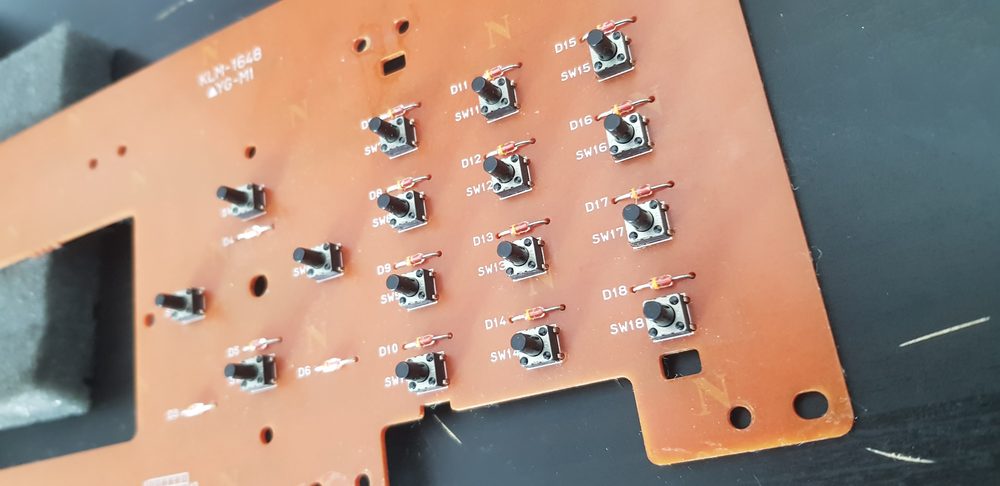 Carte de commandes de clavier électronique